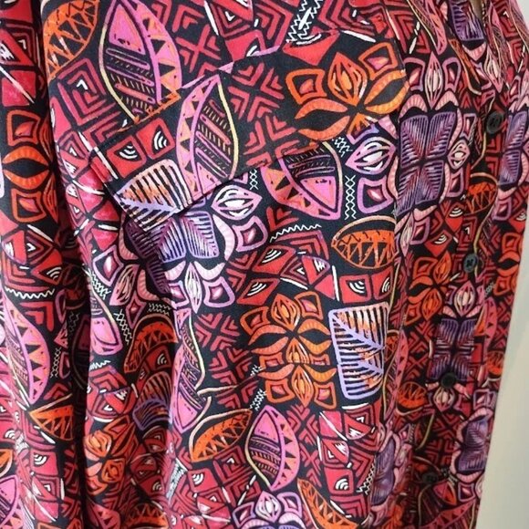 Catherines Button Up Blouse Womens Size 5X Roll Tab Sleeves Geometric Pockets - Picture 8 of 10